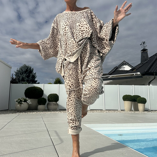 💜 LAST DAY PROMOTION - 50%OFF 💜 Women's Leopard Print Top & Pants 2-Piece Set